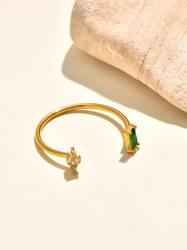 18k gold-plated green stone gold ring — emerald-toned stone ring, anti-tarnish and waterproof for festive, ethnic and evening wear.