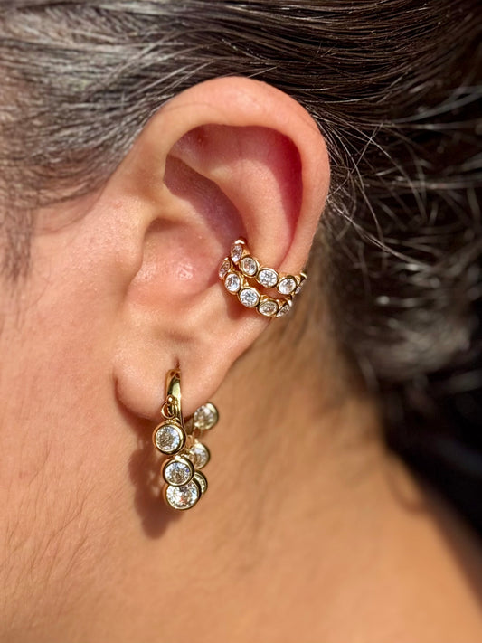 18k gold-plated Saanvi earring & ear cuff combo set — pair of gold earrings with pair of no-piercing cuffs, anti-tarnish and waterproof for festive ear stacks and gifting.