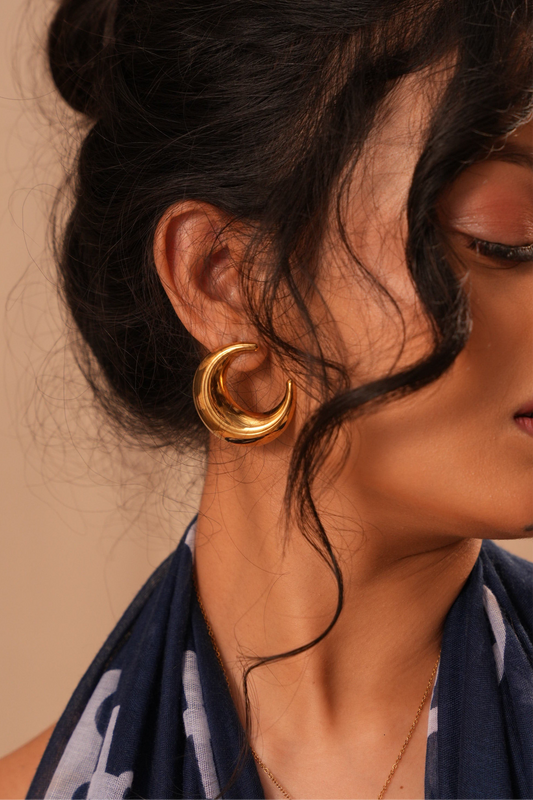 Moon Studs