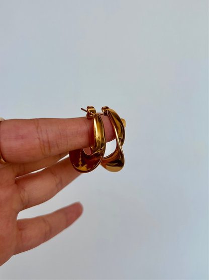 Crescent Hoops