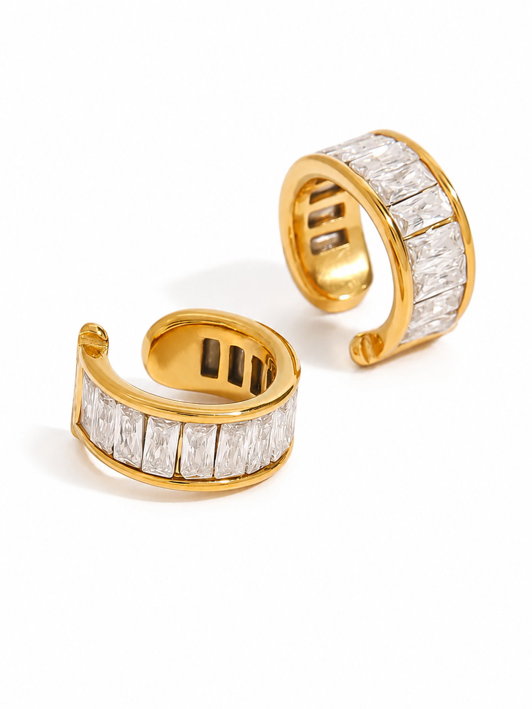 18k gold-plated Inara ear cuff — sleek anti-tarnish, waterproof, hypoallergenic, lightweight no-piercing single-piece cuff.