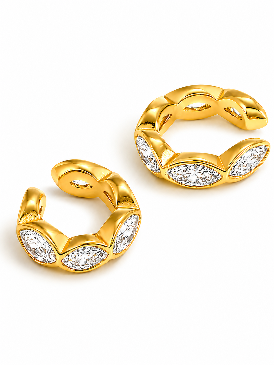 18k gold-plated Saira ear cuff — minimal anti-tarnish, waterproof, hypoallergenic, lightweight no-piercing single-piece cuff.