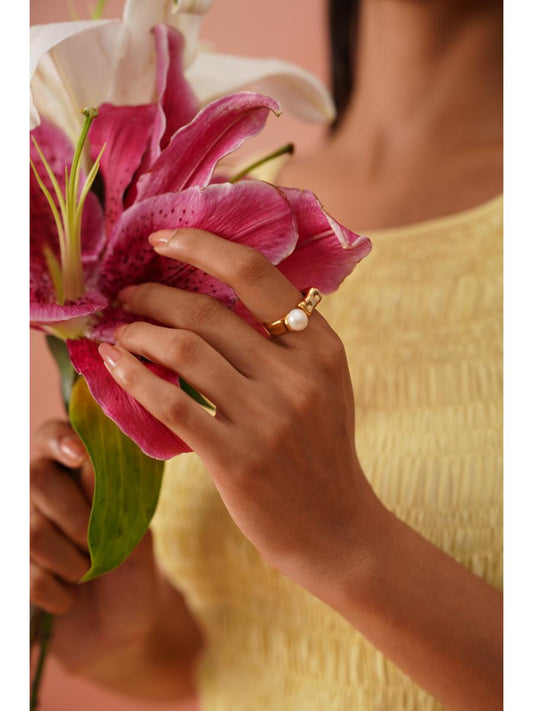 Maris Ring