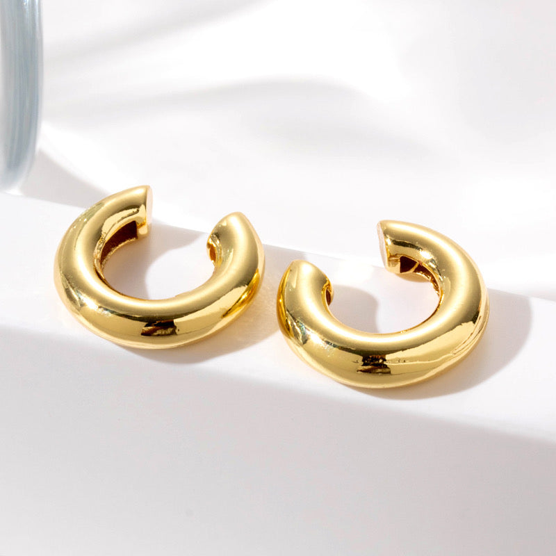 Styled view of classic ear cuff — 18k gold-plated no-piercing single-piece cuff for everyday and festive looks.