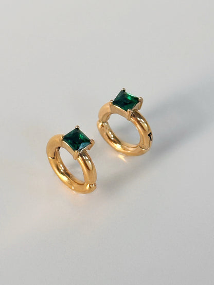 Styled view of Eshaa earring & ear cuff combo — 18k gold-plated pair with no-piercing cuffs for festive looks.