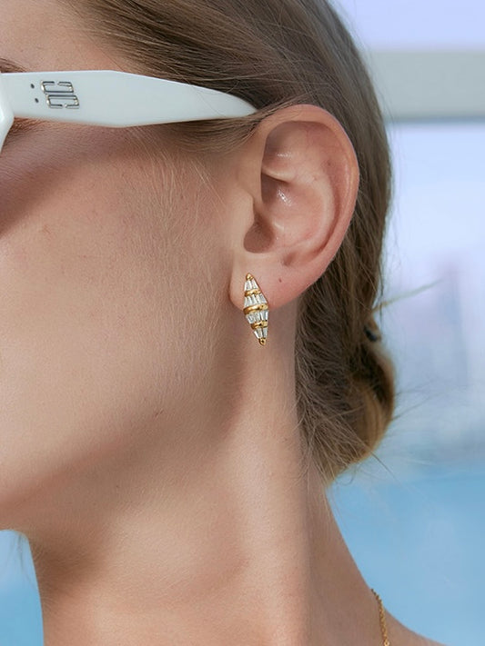 18k gold-plated Isla drop earrings — statement gold drops, anti-tarnish and waterproof for festive, wedding and evening wear.