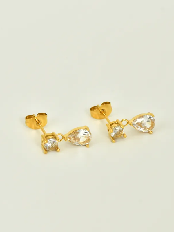 Pair of gold droplet drop earrings — 18k gold-plated sleek droplet drops for everyday and gifting.