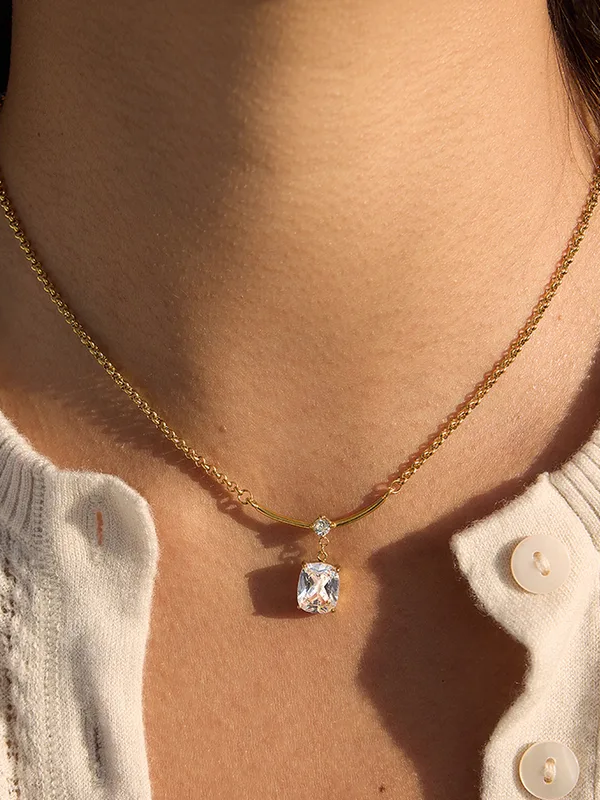 18k gold-plated stone drop pendant necklace — elegant stone drop pendant, anti-tarnish and waterproof for evening, festive and layered looks.